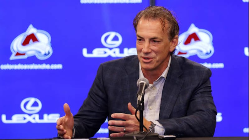 Report: Sakic to remain as Avs’ GM on full-time basis