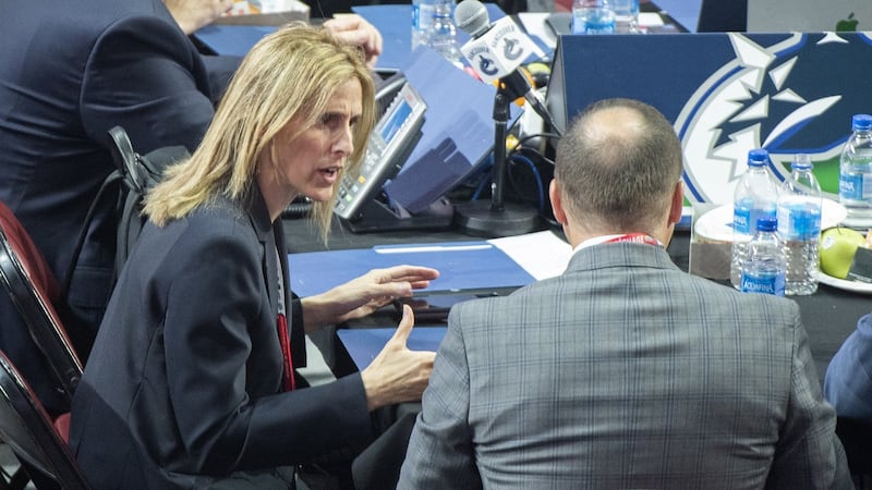 Canucks’ Granato shifts from assistant general manager to adviser role