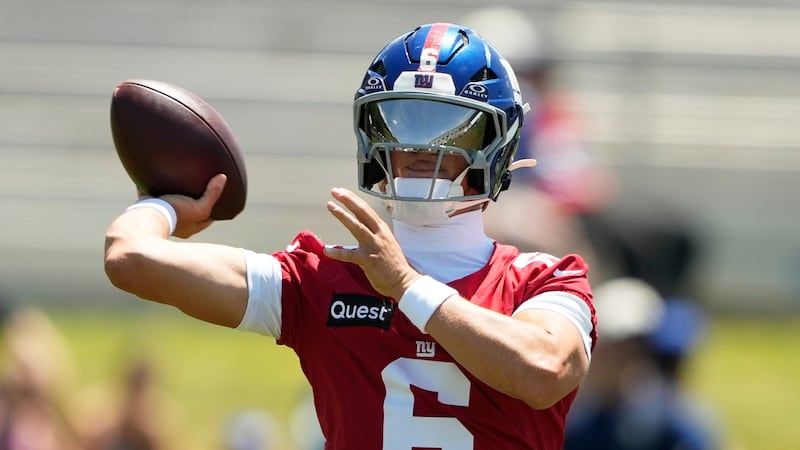 Giants return home for camp in makeshift conditions because of construction