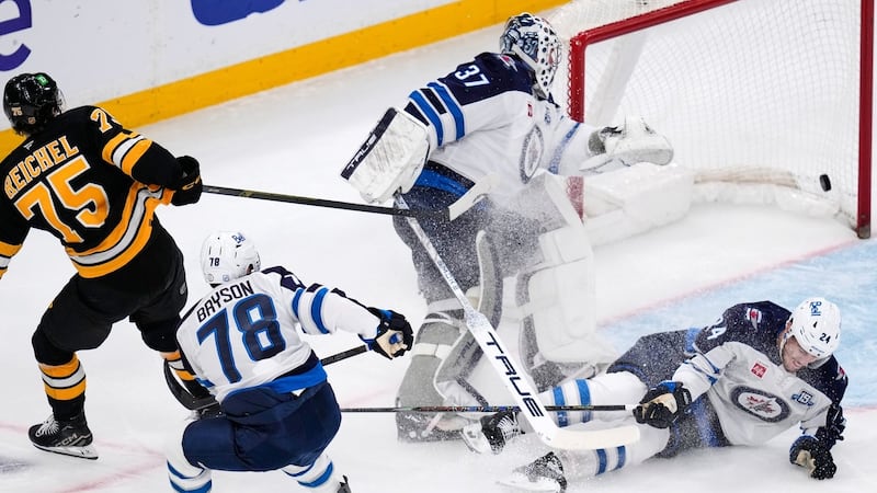 Cheveldayoff not ready to turn page on frustrating season