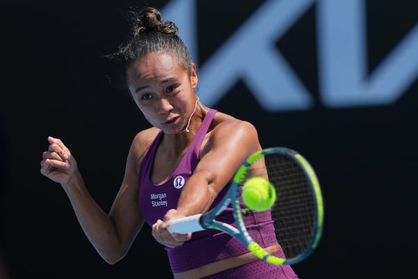 Canada’s Fernandez loses to Parks in first round of Roland-Garros