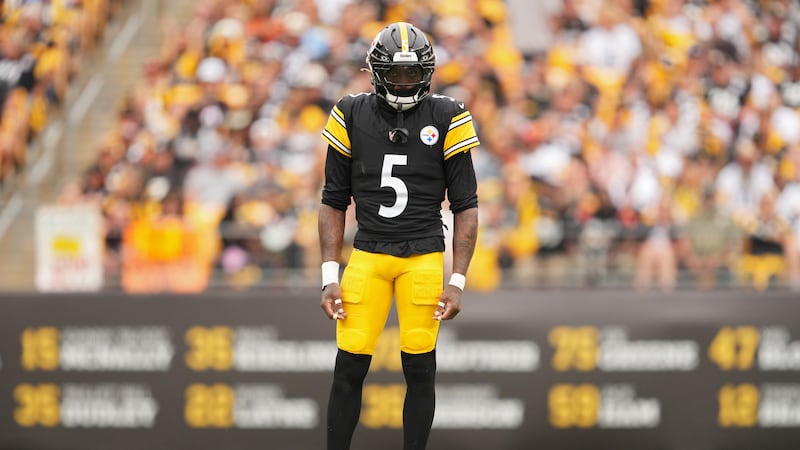Steelers' Ramsey says he has broken wrist, uncertain for Thursday
