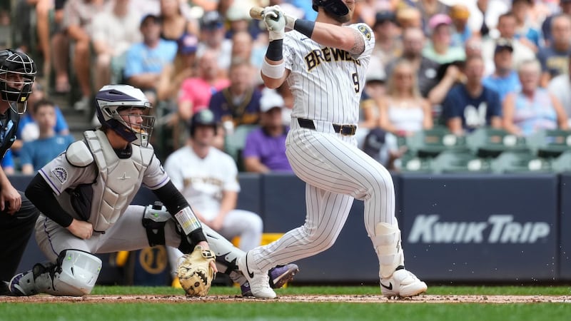 Brewers’ Bauers to miss time with broken toe