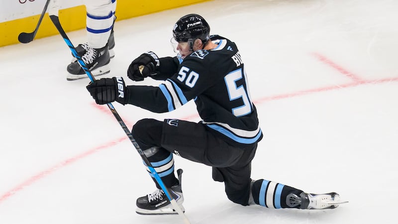 Mammoth survive Maple Leafs’ late surge for high-scoring win