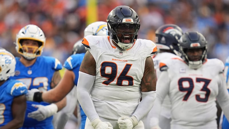 Lutz’s field goals help Broncos surge past winless Chargers