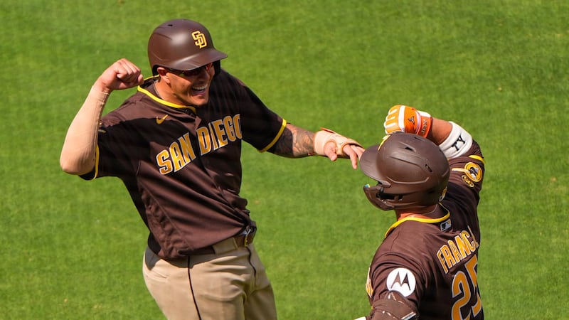 France, Merrill each homer twice in Padres’ rout of Royals