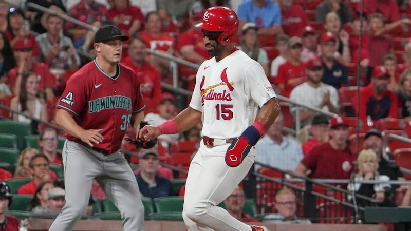 Arenado, Gurriel deliver RBI hits, D-backs score winning run on passed ball in win over Cardinals