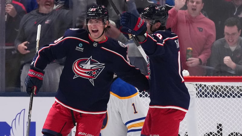 Knies scores twice, adds assist in debut with Blue Jackets