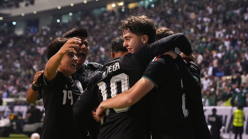 Gutiérrez, Martinez lead Mexico to victory over Ghana in World Cup warm-up