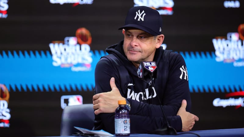 Yankees’ Boone doesn’t believe Chapman deserves an apology for 2022 playoff discipline