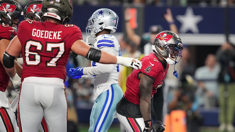Irving, rookie QB Daniels help Bucs beat sloppy Cowboys for first win of season