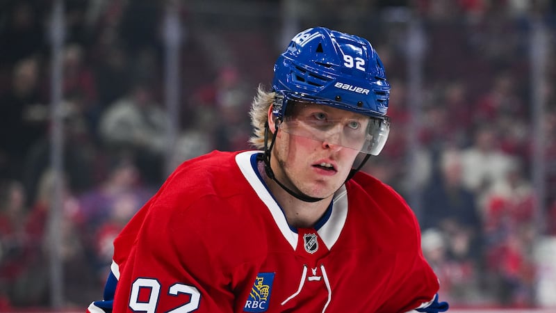 Flames, Red Wings have discussed signing Laine