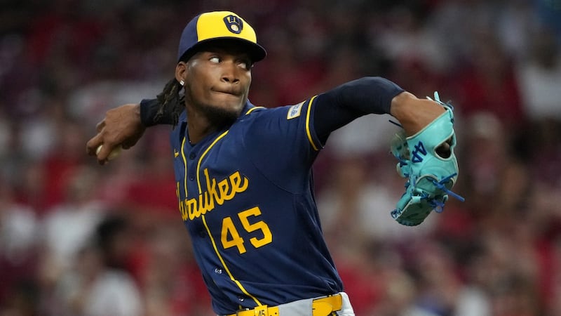 Brewers’ Uribe serving one-game suspension Wednesday night vs. Reds