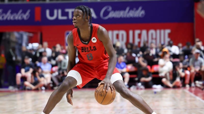 Bulls' Wilson 'emotional,' dominant in 35-point Summer League debut