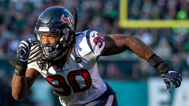 Clowney returns to Texans, chasing Super Bowl in his 13th season
