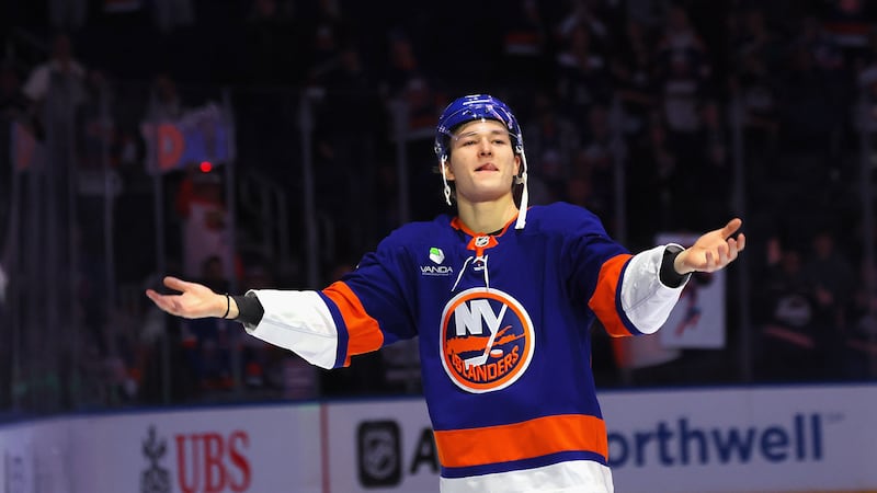 Schaefer open to playing at Worlds for Canada