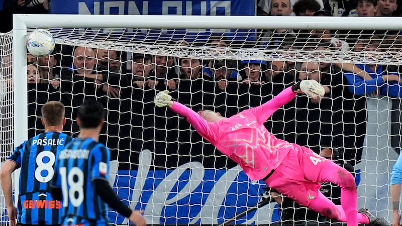 Motta saves four penalties in shootout win over Atalanta as Lazio reaches Italian Cup final