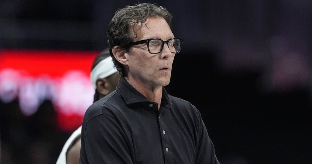 Report: Hawks, Snyder agree to multi-year extension