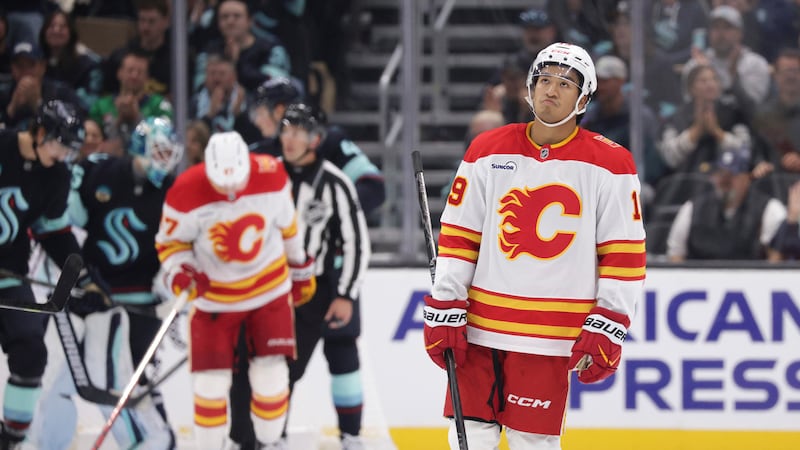 Permanent daylight time brings quirky NHL start times to Western Canada