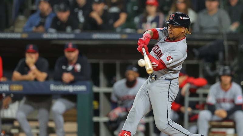 Ramírez homers as Guardians beat White Sox to force decisive Game 5 in ALDS