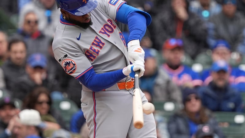 Mets center fielder Robert Jr. sent for MRI on ailing back