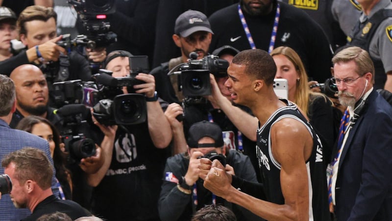 2026 NBA Finals: Air Corgi predicts Spurs in seven