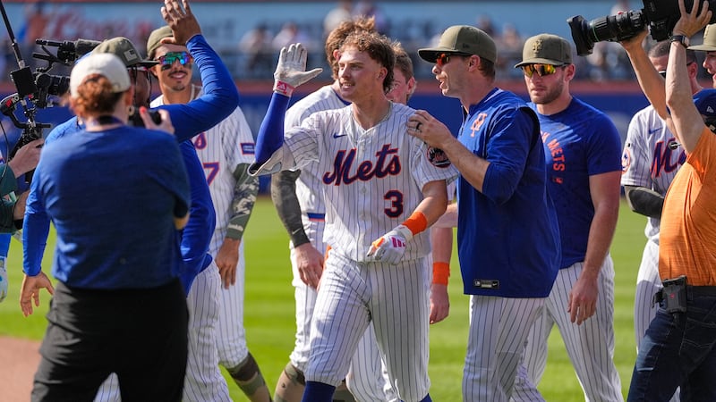 Taylor’s 3-run homer in 9th, Benge’s bouncer in 10th helps Mets rally past Yankees