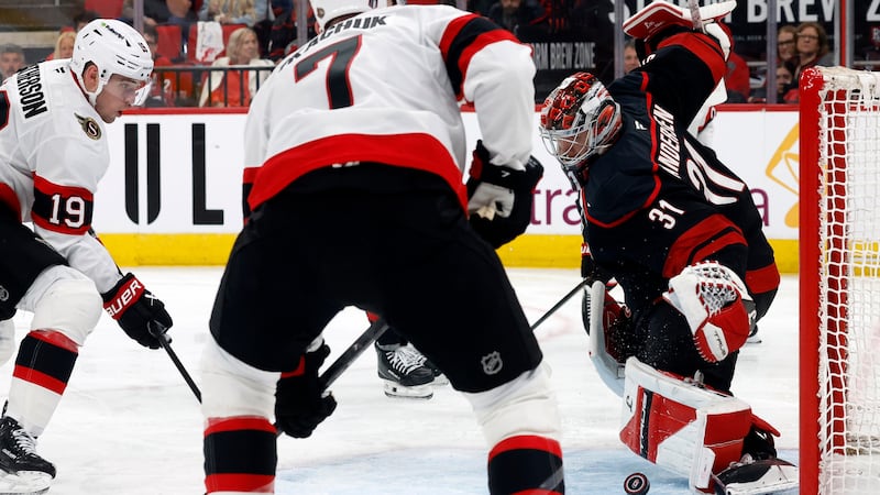Stankoven gives Hurricanes lead over Senators after first period of Game 2