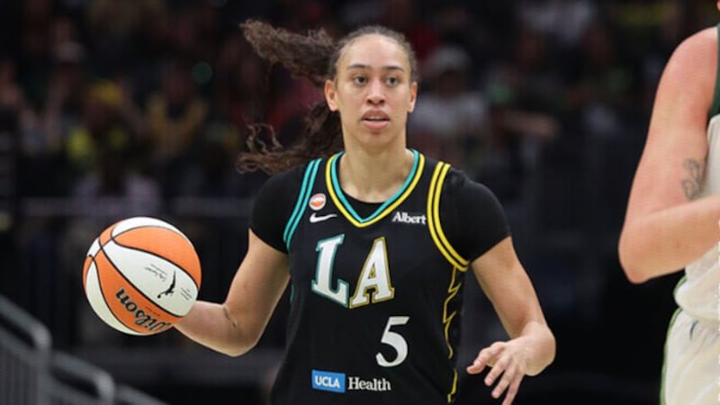 Ogwumike has 23 points, 12 rebounds as Sparks beat Storm