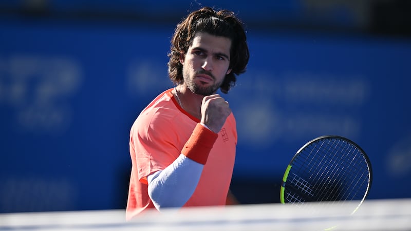 Alcaraz loses 16 straight points before rallying to reach Japan Open final