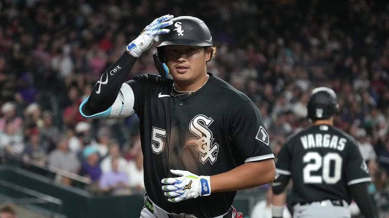 Murakami homers in fourth straight game, helping White Sox beat Diamondbacks