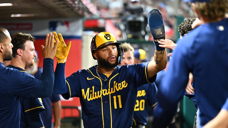 Brewers beat Angels to move past Dodgers for MLB lead