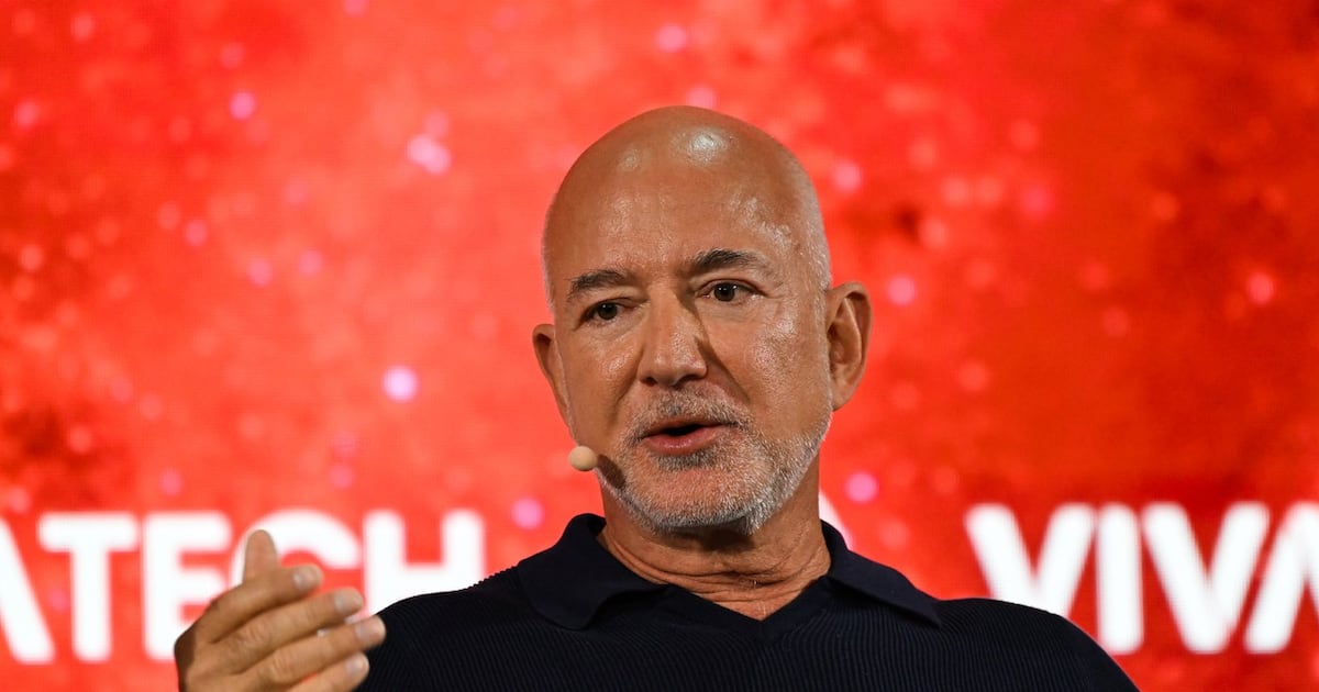 Sports Express | August 15, 2026 Liverpool Sells 30% Stake to Jeff Bezos Consortium