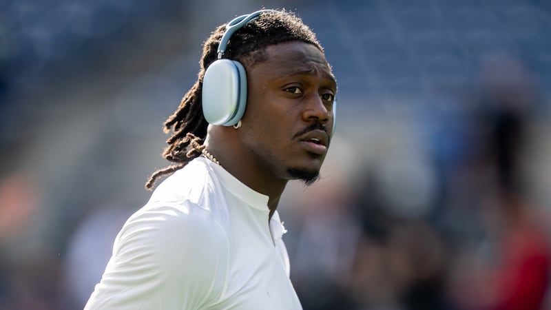 Patriots WR Brown practices for first time since going on IR; CB Gonzalez also back on field