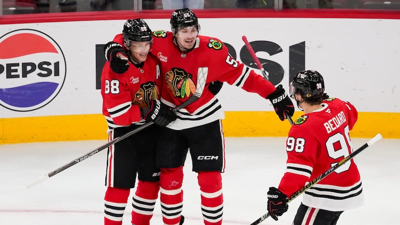 Levshunov scores in OT as Blackhawks beat Jets; Kane sets assists mark