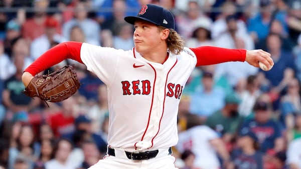 Red Sox snap 5-game losing streak, beat Braves behind Early’s pitching effort