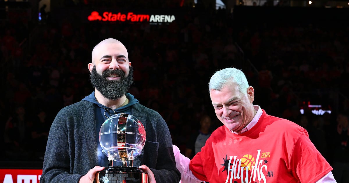 Report: Hawks giving GM Saleh promotion, extension