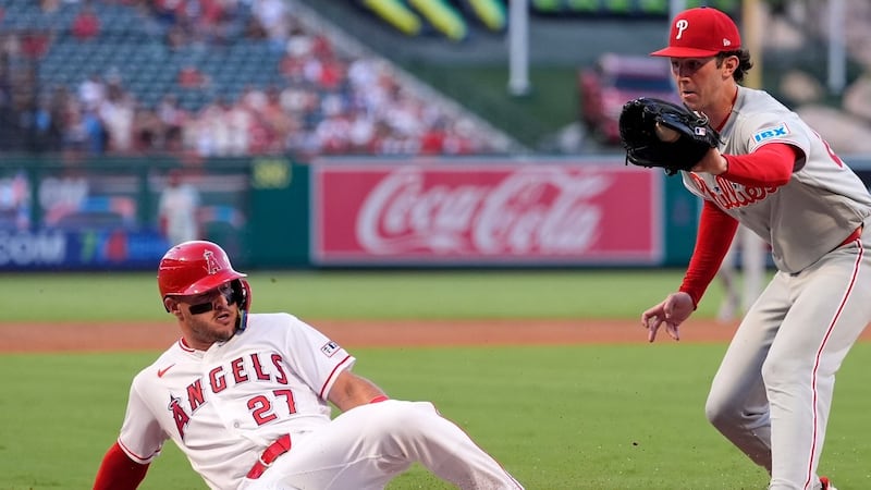 Sosa’s pinch-hit grand slam propels Phillies to wild win over Angels