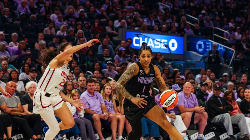 Williams hits two late three-pointers, leading Valkyries past Mystics for ninth straight win