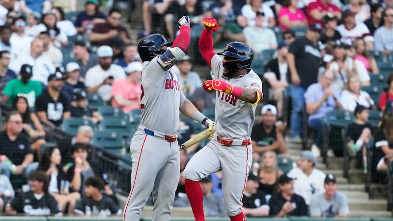Monasterio, Rafaela homers power Red Sox to win over White Sox
