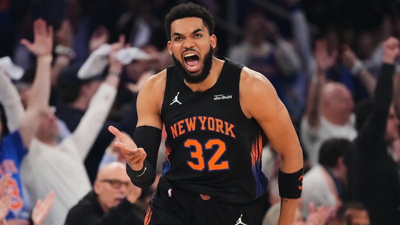 Both sides of the contract divide between Towns and the Knicks