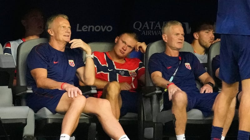 Haaland neutralized by England and subbed off late as Norway’s World Cup run ends
