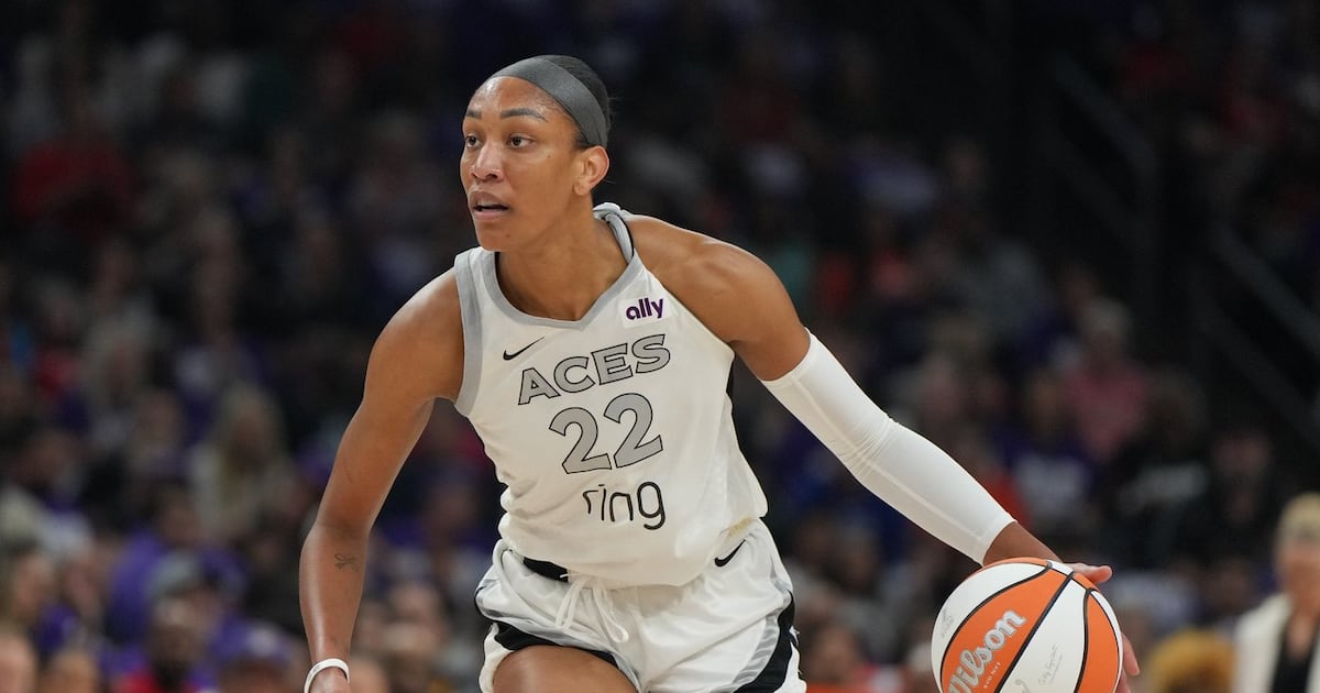 A'ja Wilson, Aces top Sparks 79-69