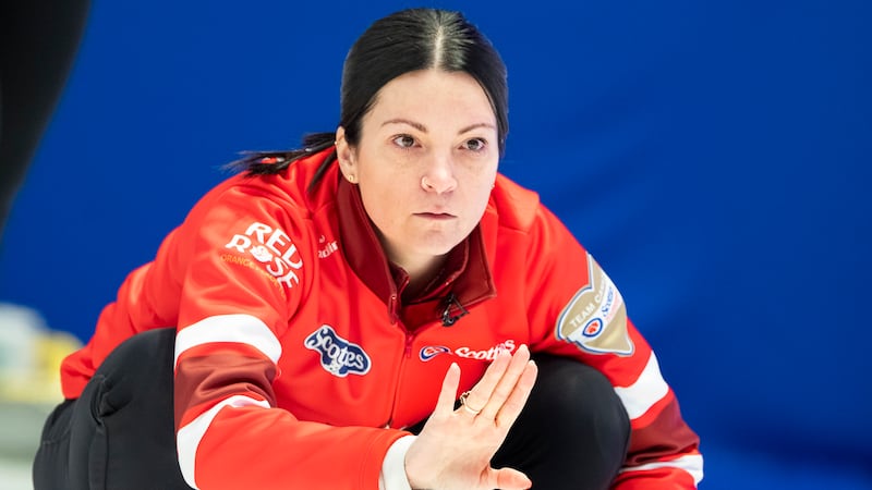 Canada’s Einarson, Manitoba’s Lawes advance to 1 vs. 2-page playoff at Scotties