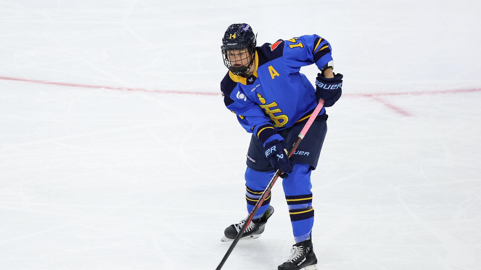 Fast Knight Renata Fast, Hilary Knight, Marie-Philip Poulin named finalists for ...
