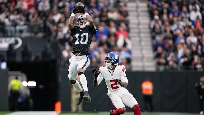 Raiders activate WR Thornton Jr. off IR, waive DT Laulu
