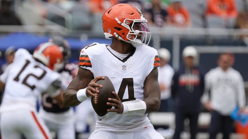 Watson returns with ‘awesome’ first half for Browns