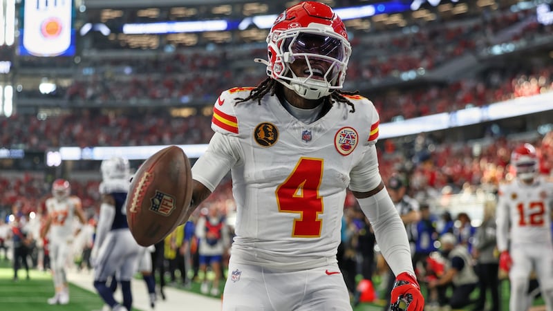 Chiefs LT Simmons returns to practice, WR Rice appears unlikely to play vs. Chargers