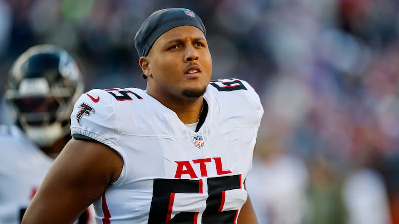 Falcons sign Canadian OL Bergeron to four-year, $96M extension