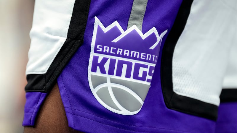 Ex-Kings trainer files suit alleging pregnancy discrimination